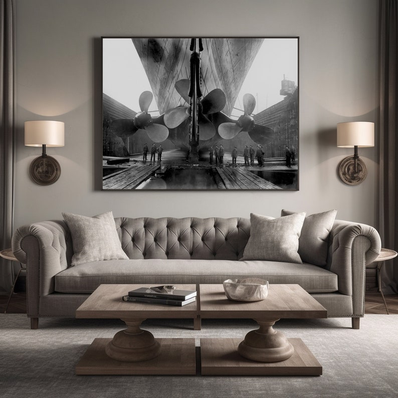 Titanic Foto arte murale industriale Steampunk Foto RMS vecchio Titanic Propeller Poster Black & White Ship Steamship Vintage Titanic stampa d'arte immagine 1