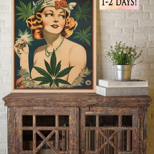 Pu&ograve; includere: Un poster in stile vintage che pubblicizza Mary Jane con una donna che indossa un cappello bianco e una foglia di marijuana verde in primo piano. Il poster ha il testo "Indica - Sativa - Hybrid - Ruderalis" e "Mary Jane" in grandi lettere.