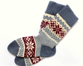 Handmade Wool Socks, Scandinavian Christmas Pattern, Winter Knit Socks