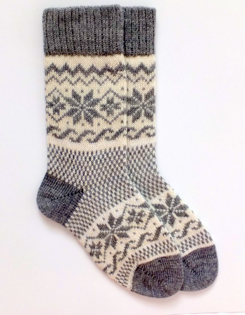 Classic Scandinavian Wool Socks with patterns. Women and Men wool socks. Gray wool socks. Warm socks. Leg warmer. image 2