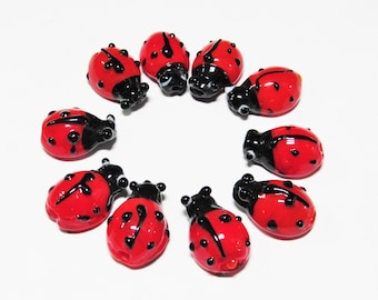 10 pcs Green Lady Bug glass beads 6X8.5mm