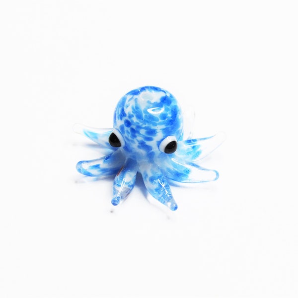 1 pc - 15-16 x 26-27 mm Octopus blue white unique handcrafted lampwork glass beads beading jewelry craft supplies miniature sea life gift