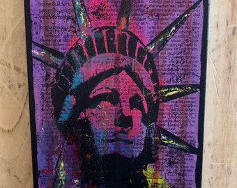 Statue of Liberty | Collage |Newspaper on Canvas | Purple