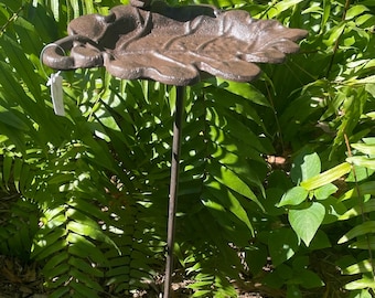Vintage look Cast Iron Bird Bath / Feeder w/ Stake 27" high Sale Price One Week!