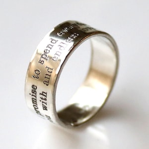Anillo de plata esterlina personalizado Anillo conmemorativo personalizado Mensaje inspirador grabado Anillos de promesa ideales como regalo de cumpleaños o Navidad