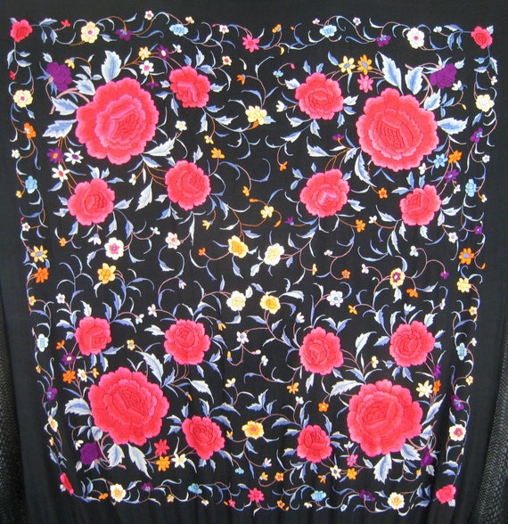 Art Deco Embroidered Piano Shawl Vintage Chinese S