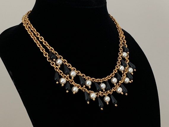 Vintage 1990s Dramatic Gold Tone Metal Necklace. … - image 1