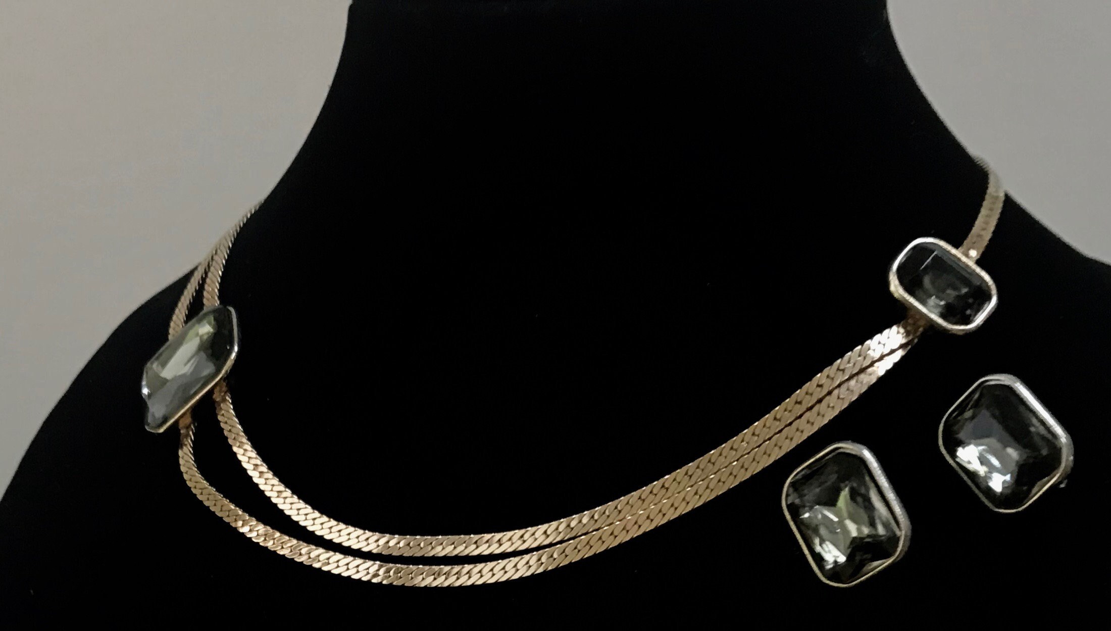 Vintage 1980s Costume Jewellery Necklace & Earrings. Elegant Etsy