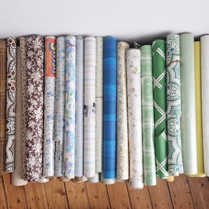 40 rolls 20th Century vintage wallpaper selection, original vintage wallpaper job lot, mixed retro wallpaper