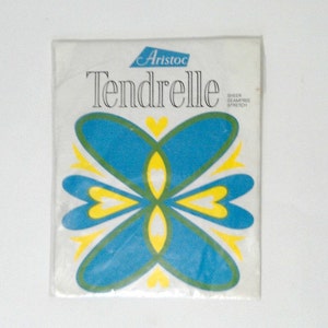 1960s Aristoc Tendrelle Sheer Seamfree Stockings
