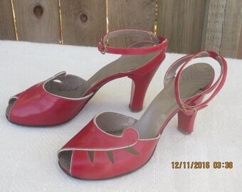Ankle-Strap Peeptoe Heels Red Hot 1940s Sz.8 M by StylePride - SALE 10% Off
