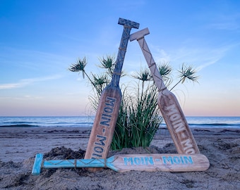 Wooden paddle with text "Moin Moin" approx. 100cm long