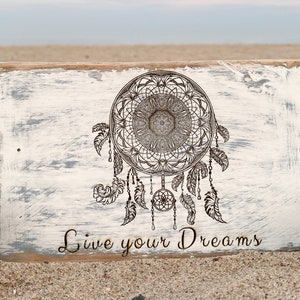 Vintage Shabby Chic Wooden Sign "Live your Dreams"