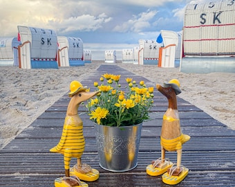 Running duck with flip-flops yellow-grey in a bathing suit approx. 28 cm high