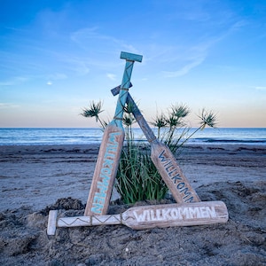 Wooden paddle with the text &quot;WELCOME&quot; approx. 80 cm long