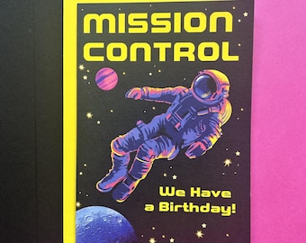 Tarjeta de cumpleaños de astronauta, ciencia ficción, espacio, neón