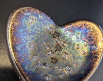 Skedstöd Ringform Stengods livsmedelssäker och blyfri glasyr oljefläcksfärg Hjärtformad ringform handgjord i Storbritannien