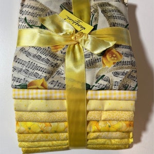 Vintage Fat Quarter Bundle, Quilting, Sewing, Crafts, Assorted, Matching