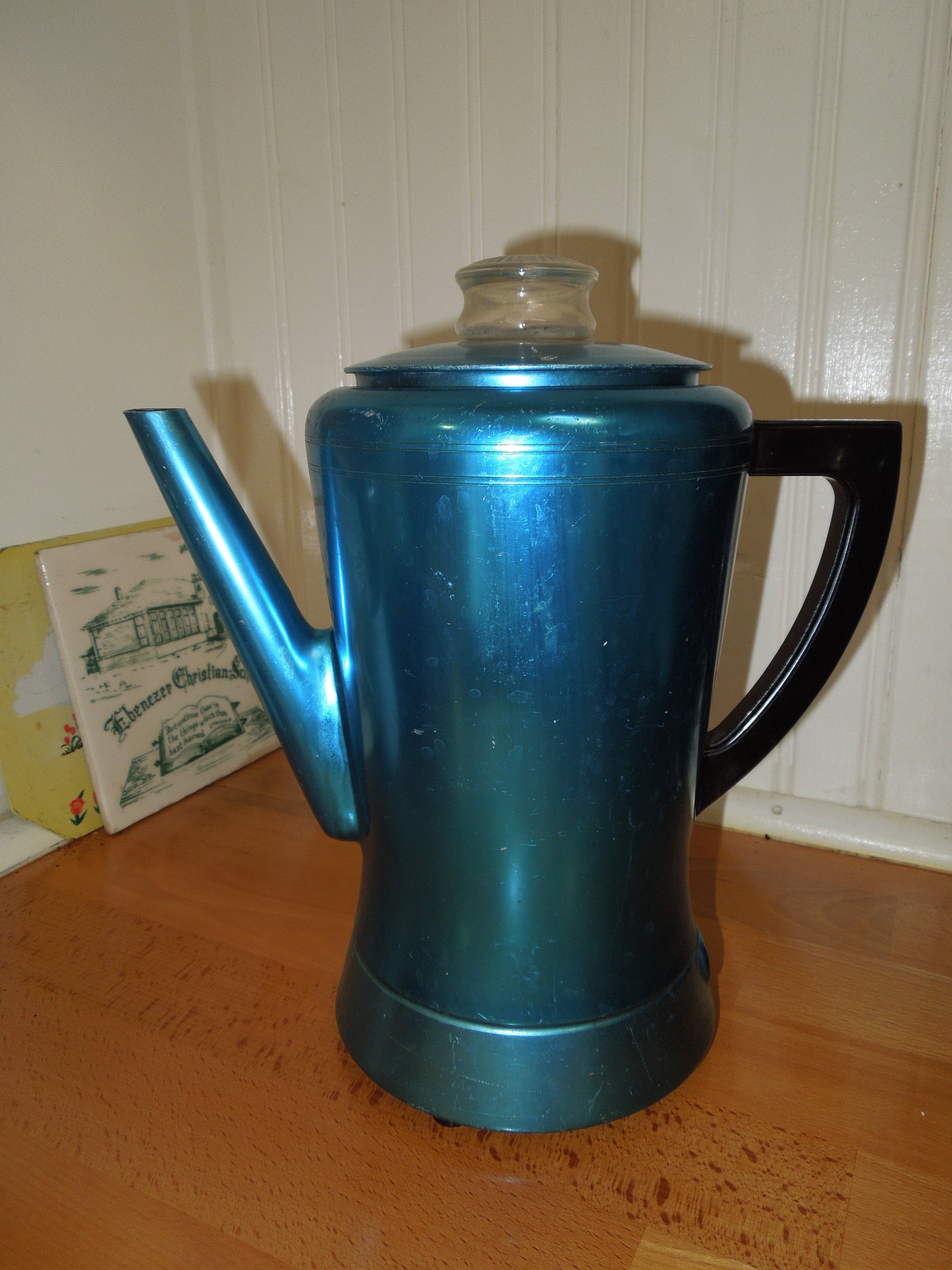 Vintage West Bend Avocado Green Enamel Steel Automatic Percolator 12 30  Cups With Original Packaging and Instructions Retro Kitchen 