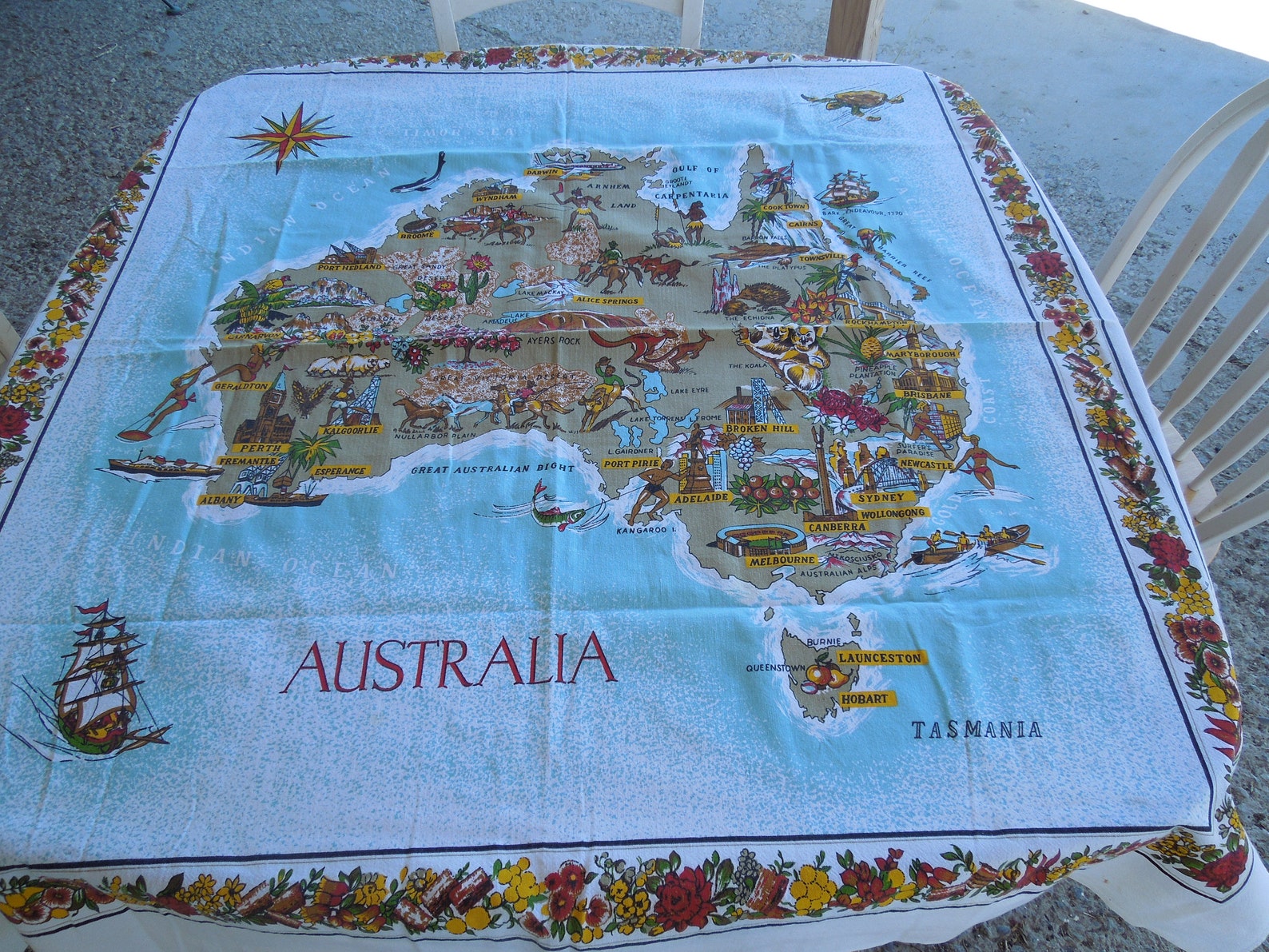 Vintage Australia Souvenir Tablecloth Bright Colors 48 X 63 Inches Etsy UK