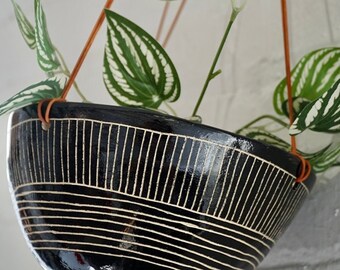 DIRECTIONAL LINE - 8" Diameter Hanging Planter - Black & White Earthenware Clay