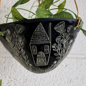Glazed Black & White Hanging Planter – Folk Home Sgraffito Ceramic Pot – Succulent Cactus Herb Air Plant