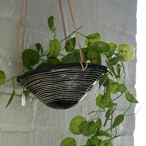 Black & White Mini Hanging Planter w/ "Horizon line" Design - Small Hanging Pot with Carved Design - Propagating, Starter Pot, Air Plant Pot