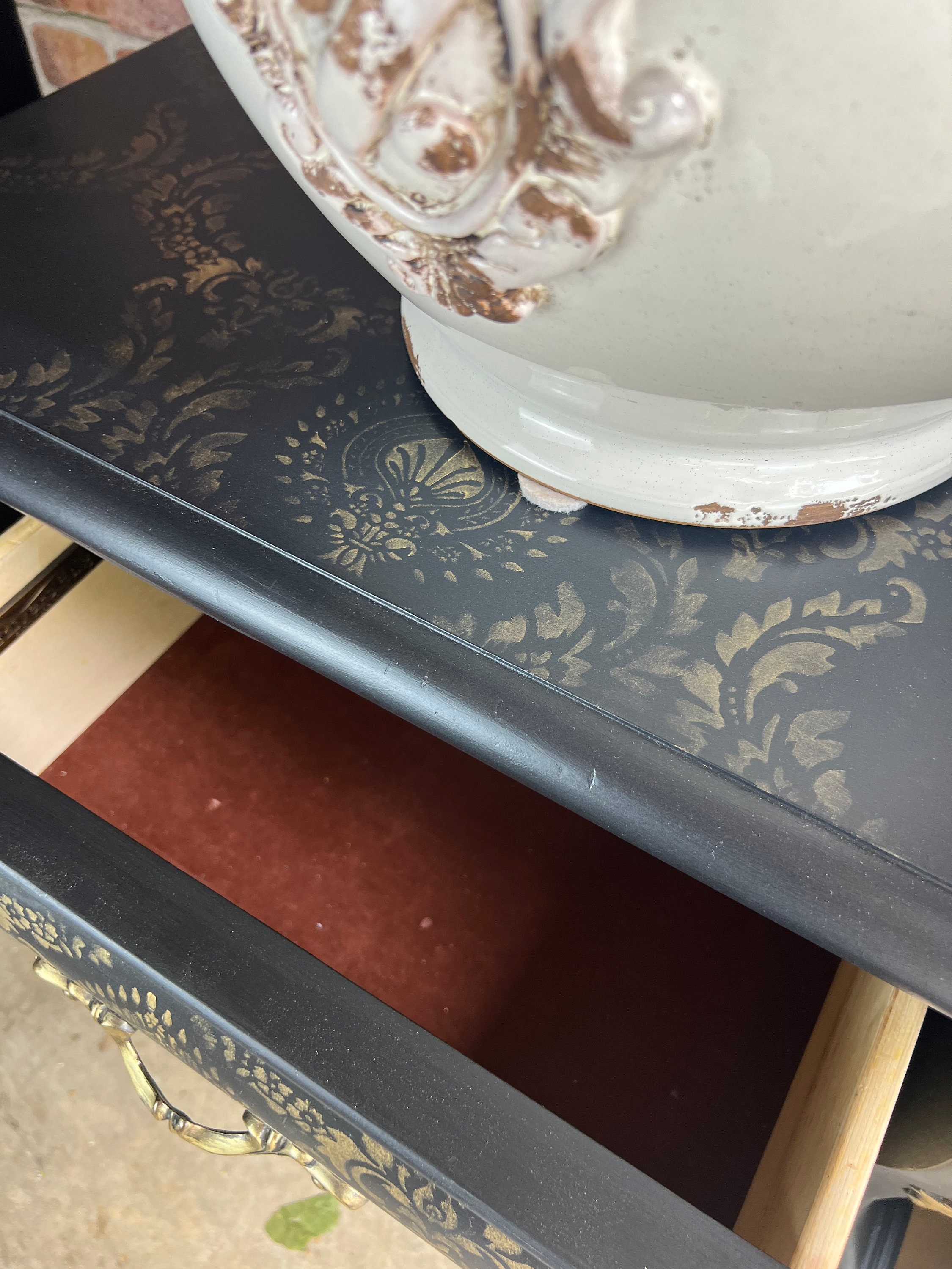 Bombe Nightstands Pair Black and Gold Nightstands Black and Gold