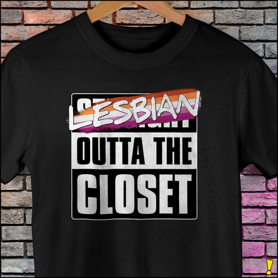 Lesbian Outta the Closet - Lesbian Pride Unisex T-Shirt Lesbian Outta the Closet - Lesbian Pride Unisex T-Shirt