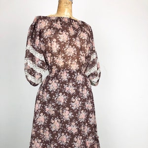 GORGEOUS 1970s Sheer Off Shoulder Brown Floral Dress M