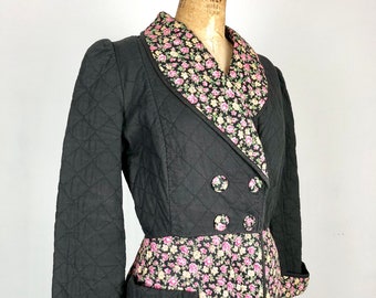 Adorable 1940s Quilted Floral Duster M