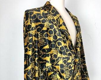1970s Gold and Black Velvet Esquire Dinner Jacket L