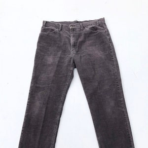 1970s Levi’s White Tab Straight Leg Brown Corduroy Pants 36”