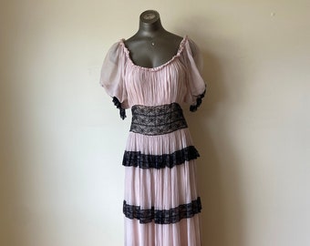 1940s Western Style Tiered Pink Maxi Dress w Lace S