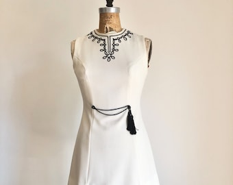 MOD 1960s Gay Gibson White Soutache Mini Dress S