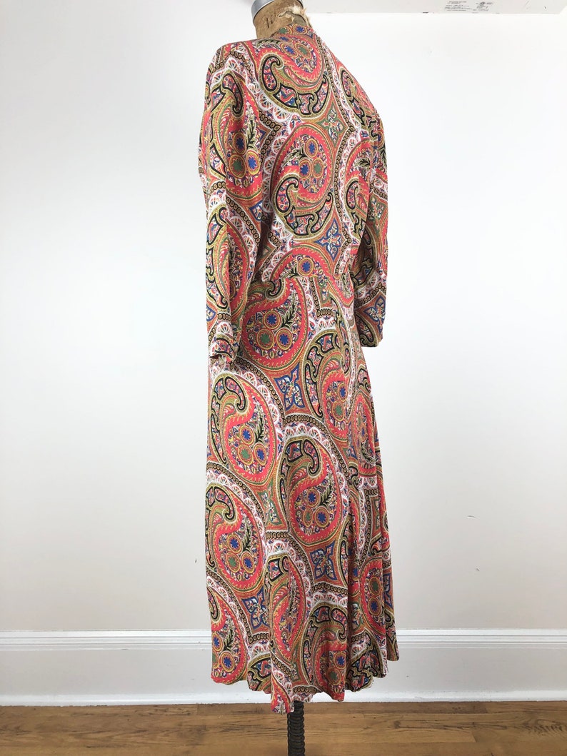 1940s Paisley Cold Rayon Wrap Front Dress M image 7