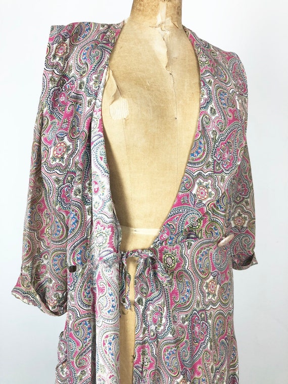 GORGEOUS 1940s Paisley Rayon Wrap Dressing Gown S - image 8