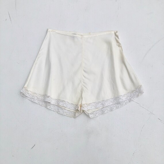 1940s White Rayon Tap Shorts XS