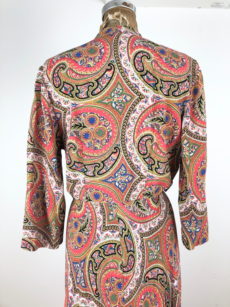 1940s Paisley Cold Rayon Wrap Front Dress M image 6