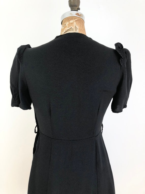 1940’s Black Rayon Crepe Ruffle Yoke Dress S - image 7