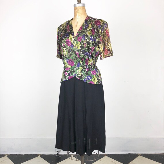 Gorgeous 1940s Floral Rayon Jersey/ Crepe Peplum D