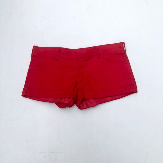 Hot Pants - Buy Hot Pants For Women Online @ Best Price | Myntra