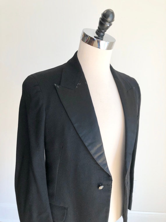 1920s Black Wool Tuxedo Jacket with Silk Lapels S - image 4