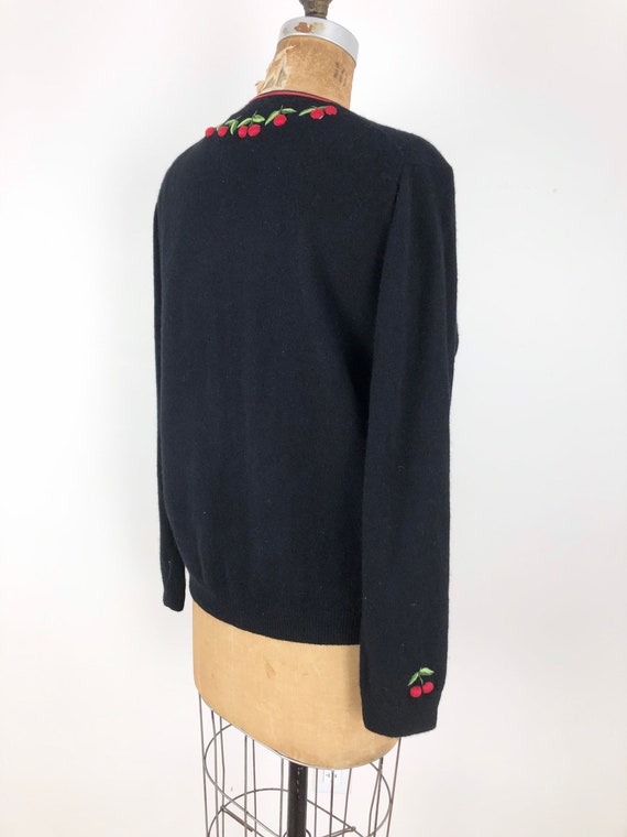 AMAZING 1950s Embroidered Cherries Wool Cardigan M - image 9