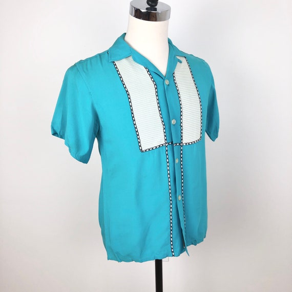 1950s Turquoise Rayon Short Sleeve Loop Collar Sh… - image 1