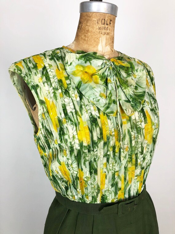 1960s Green Floral Rayon Chiffon and Linen Wiggle… - image 2