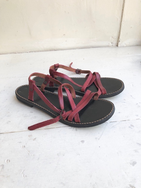 BEAUTIFUL 1970’s Red Leather Strappy Sandals 9