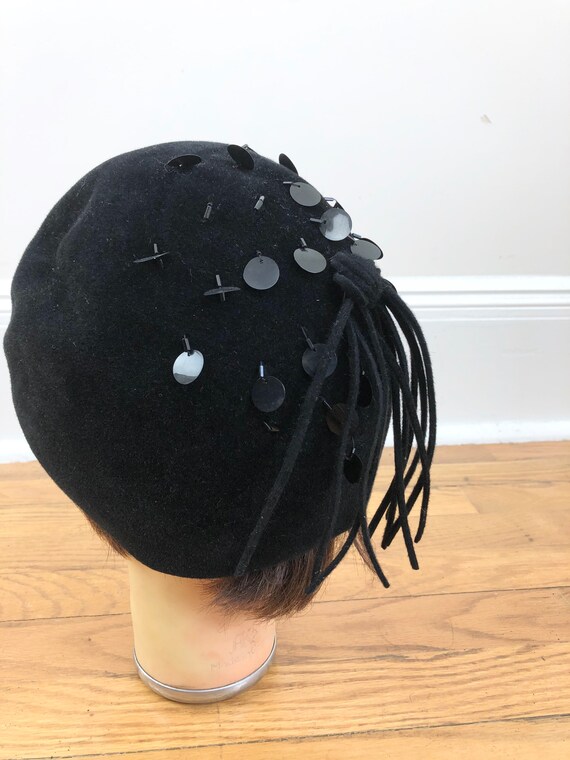 1950s Black Wool Felt Cloche Hat with Paillettes … - image 5