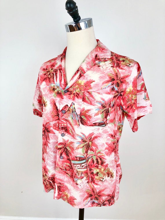 1960s Pink Rayon Hawaiian Aloha Shirt M