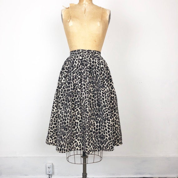 CUTE 1950’s Leopard Print Corduroy Full Skirt S - Gem